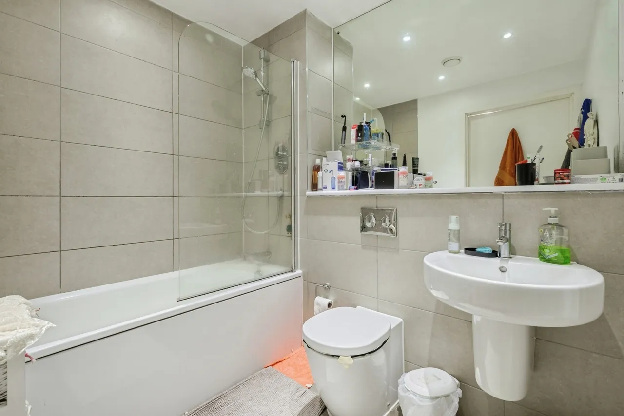 Millbay Road, Plymouth, PL1, photo 6