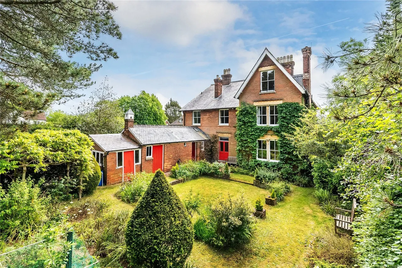Doods Way, Reigate, RH2, photo 4