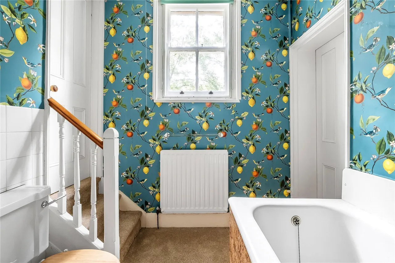 Doods Way, Reigate, RH2, photo 19