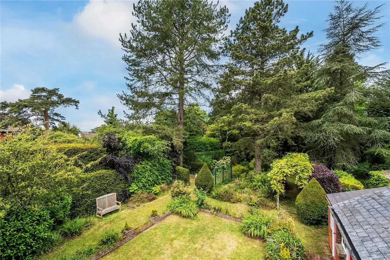 Doods Way, Reigate, RH2, photo 25