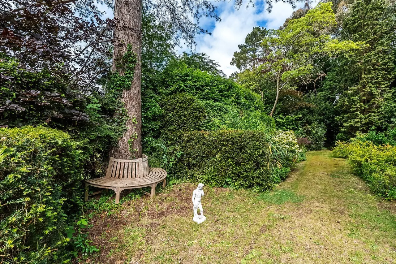 Doods Way, Reigate, RH2, photo 23