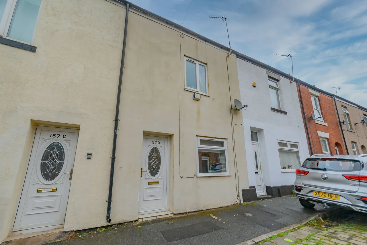 2 bed house for sale, Adelaide Street East, Heywood