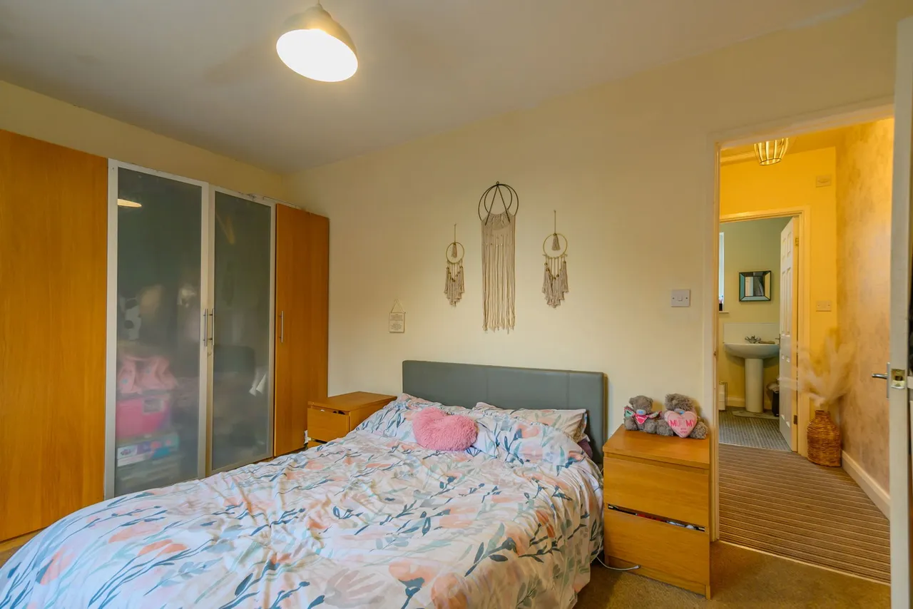 Adelaide Street East, Heywood, photo 11