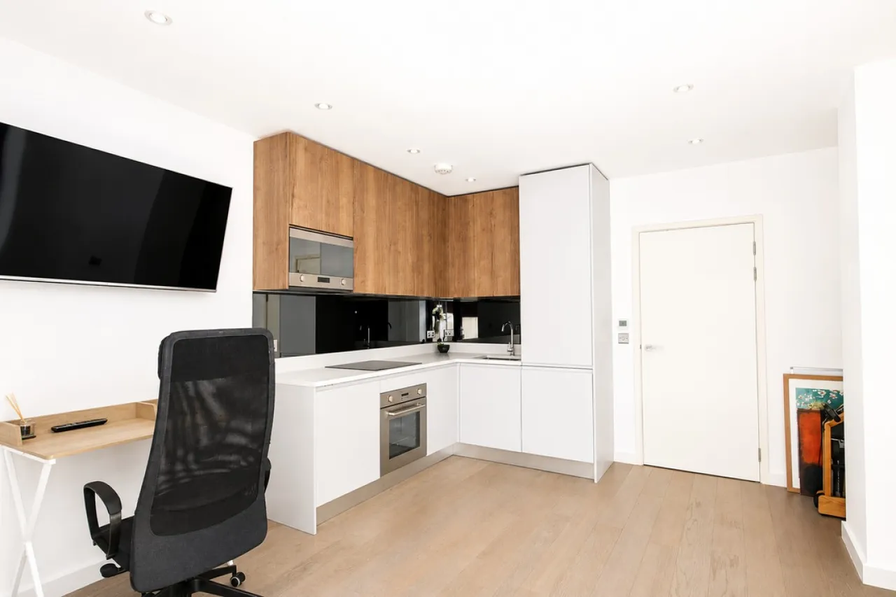 Apex House, 81 Camp Road, St. Albans, Hertfordshire, photo 5
