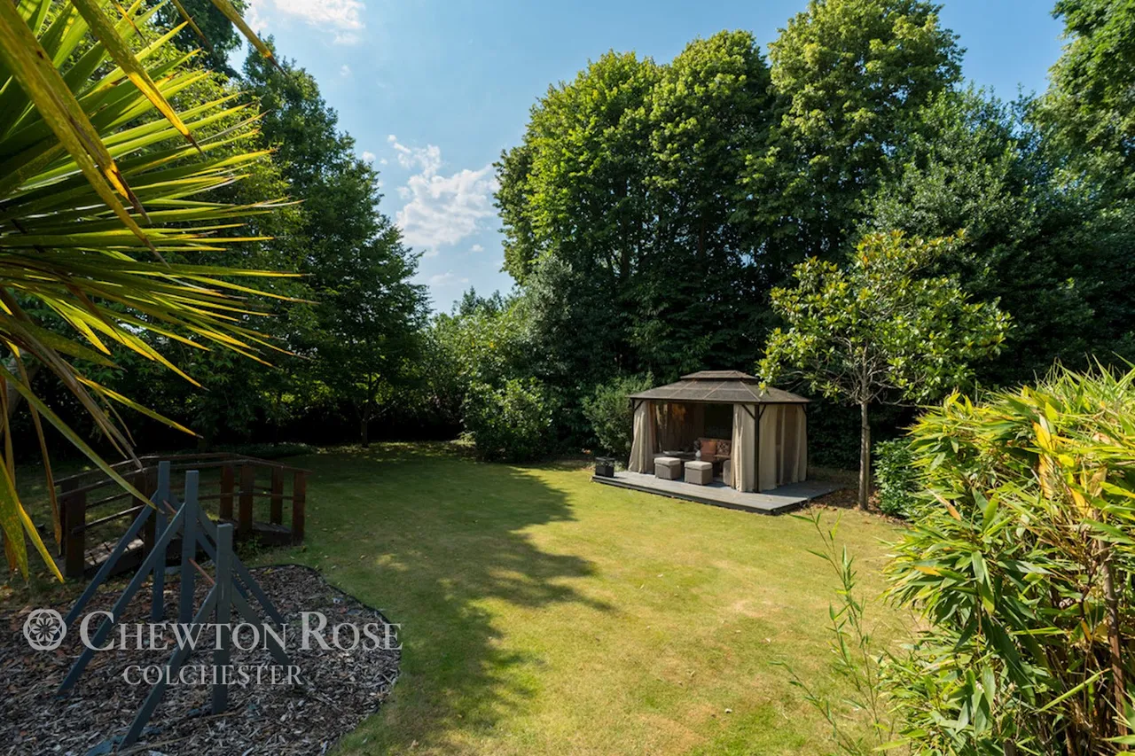 Garthwood Close, West Bergholt. Colchester, photo 36