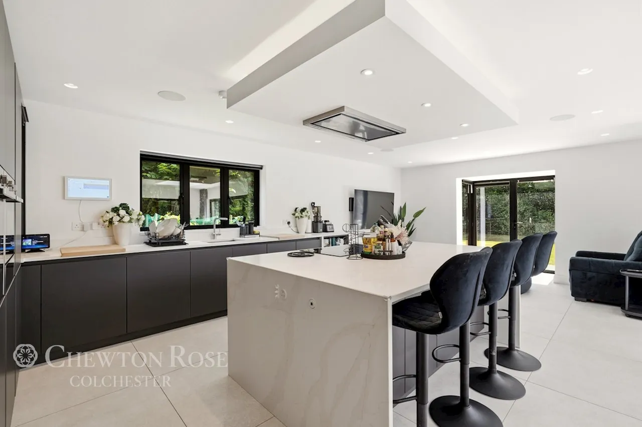 Garthwood Close, West Bergholt. Colchester, photo 4