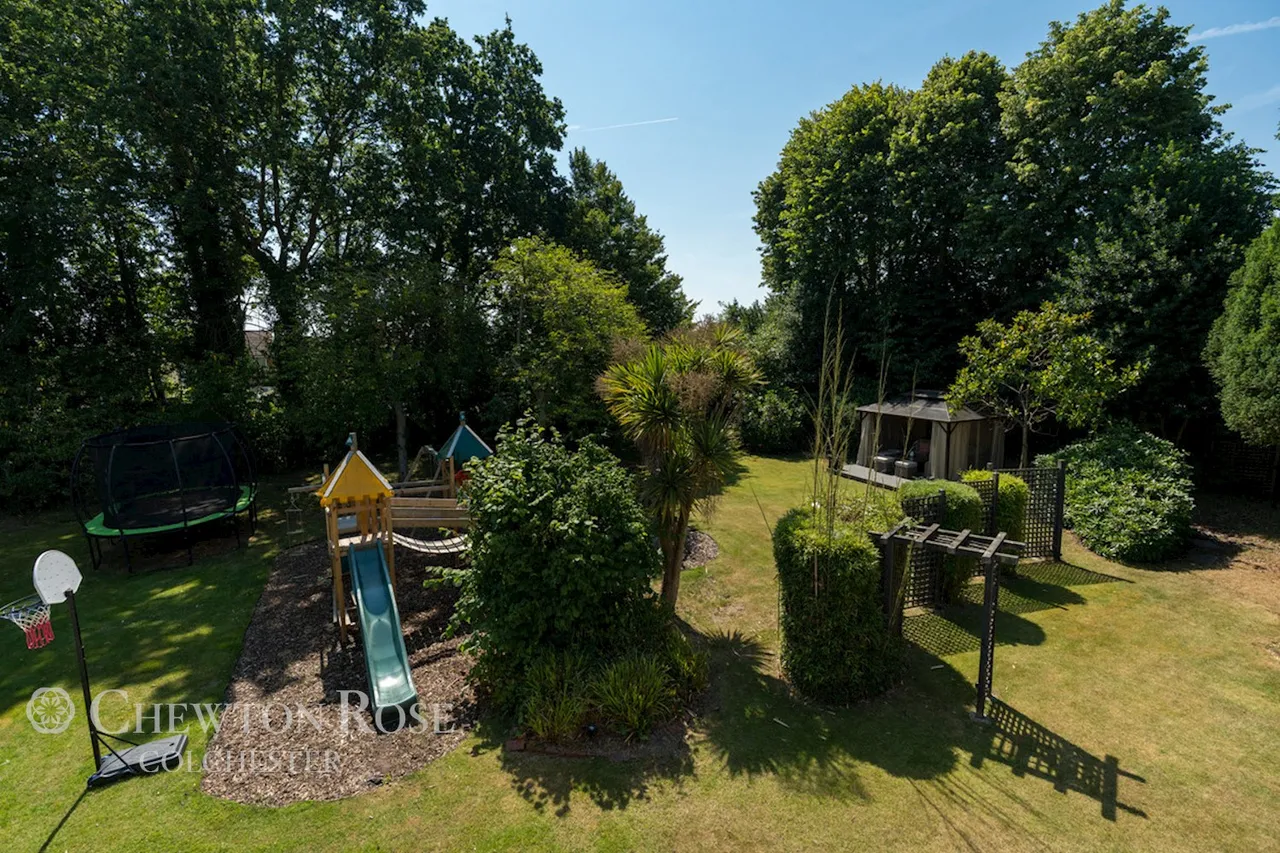 Garthwood Close, West Bergholt. Colchester, photo 38