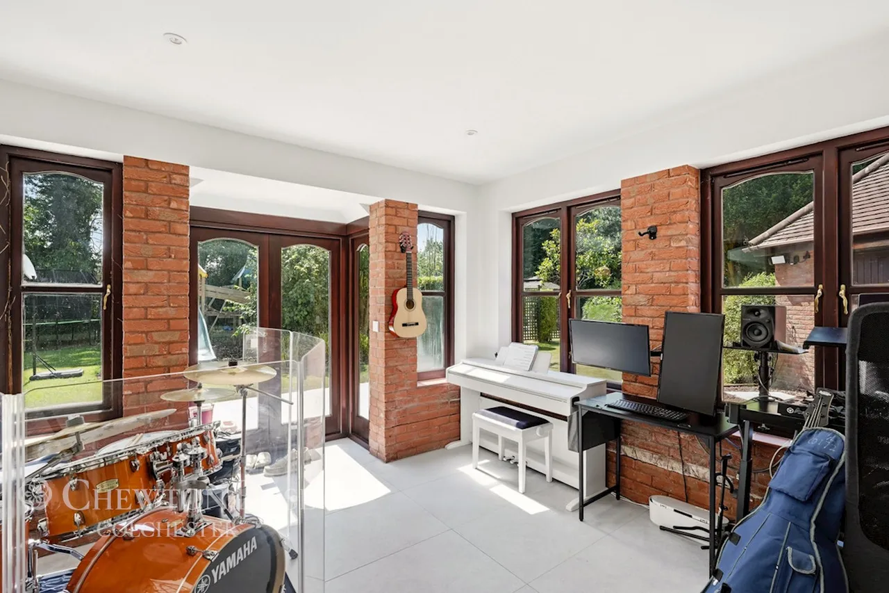 Garthwood Close, West Bergholt. Colchester, photo 20