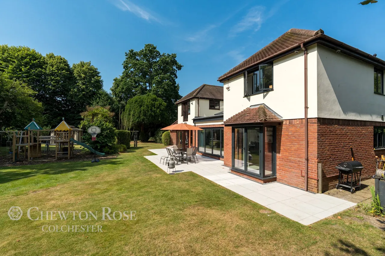 Garthwood Close, West Bergholt. Colchester, photo 43