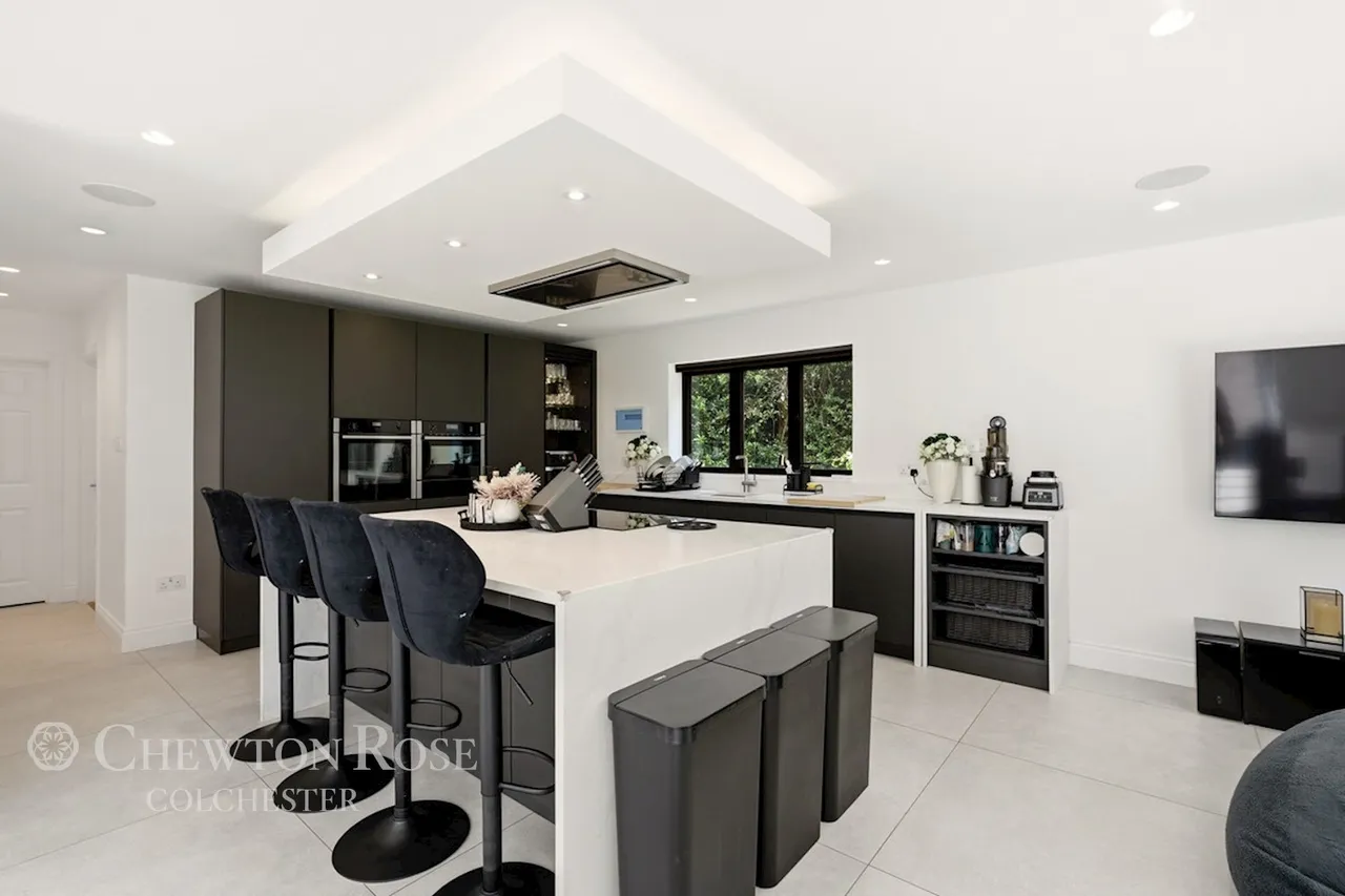 Garthwood Close, West Bergholt. Colchester, photo 14