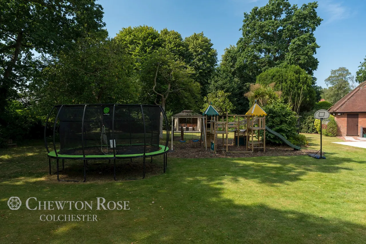 Garthwood Close, West Bergholt. Colchester, photo 35