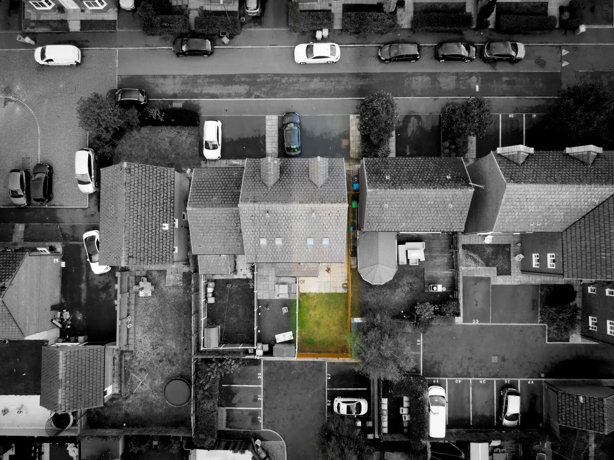 Oldham, OL2, photo 12