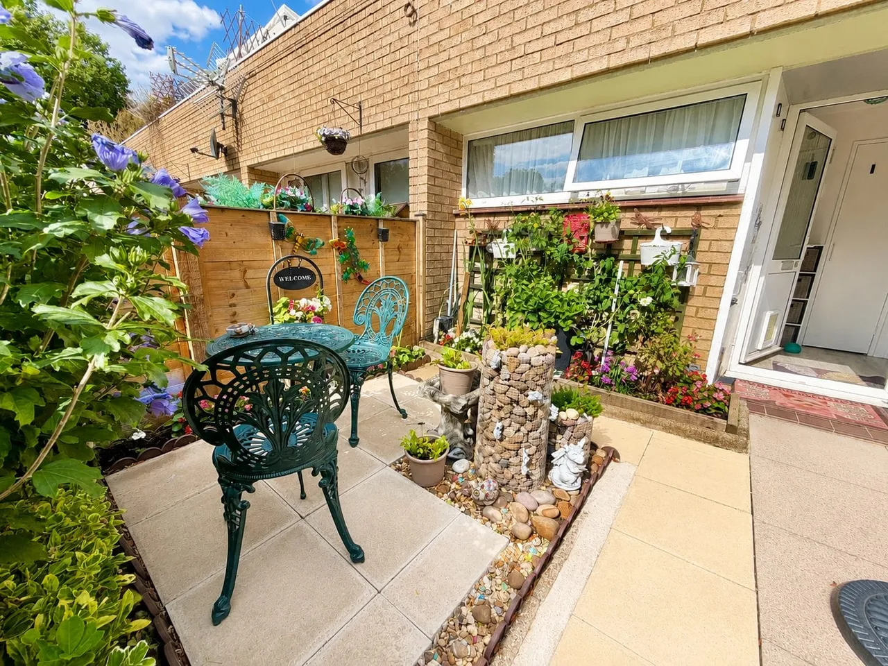 Lucas Place, Woughton On The Green, MK6, photo 7
