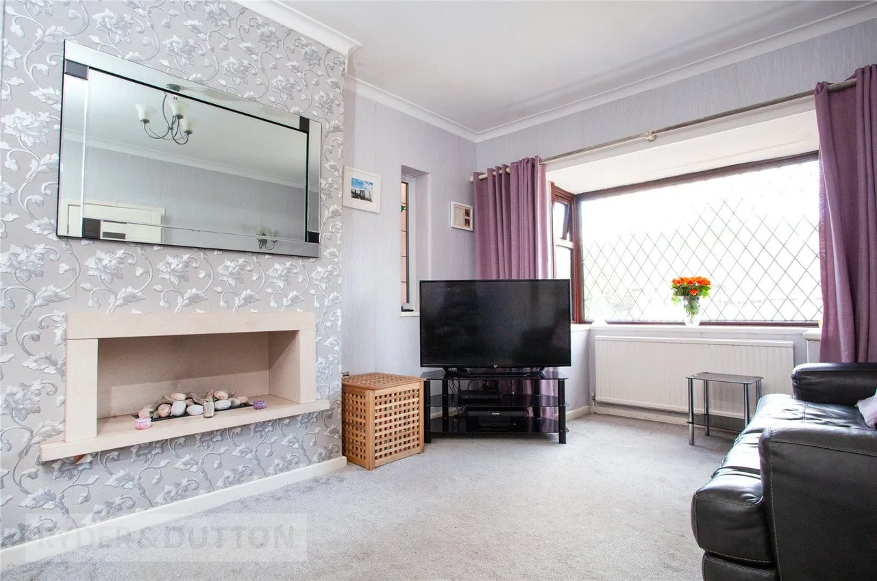 Meadow Road, Woodside, M24, photo 6