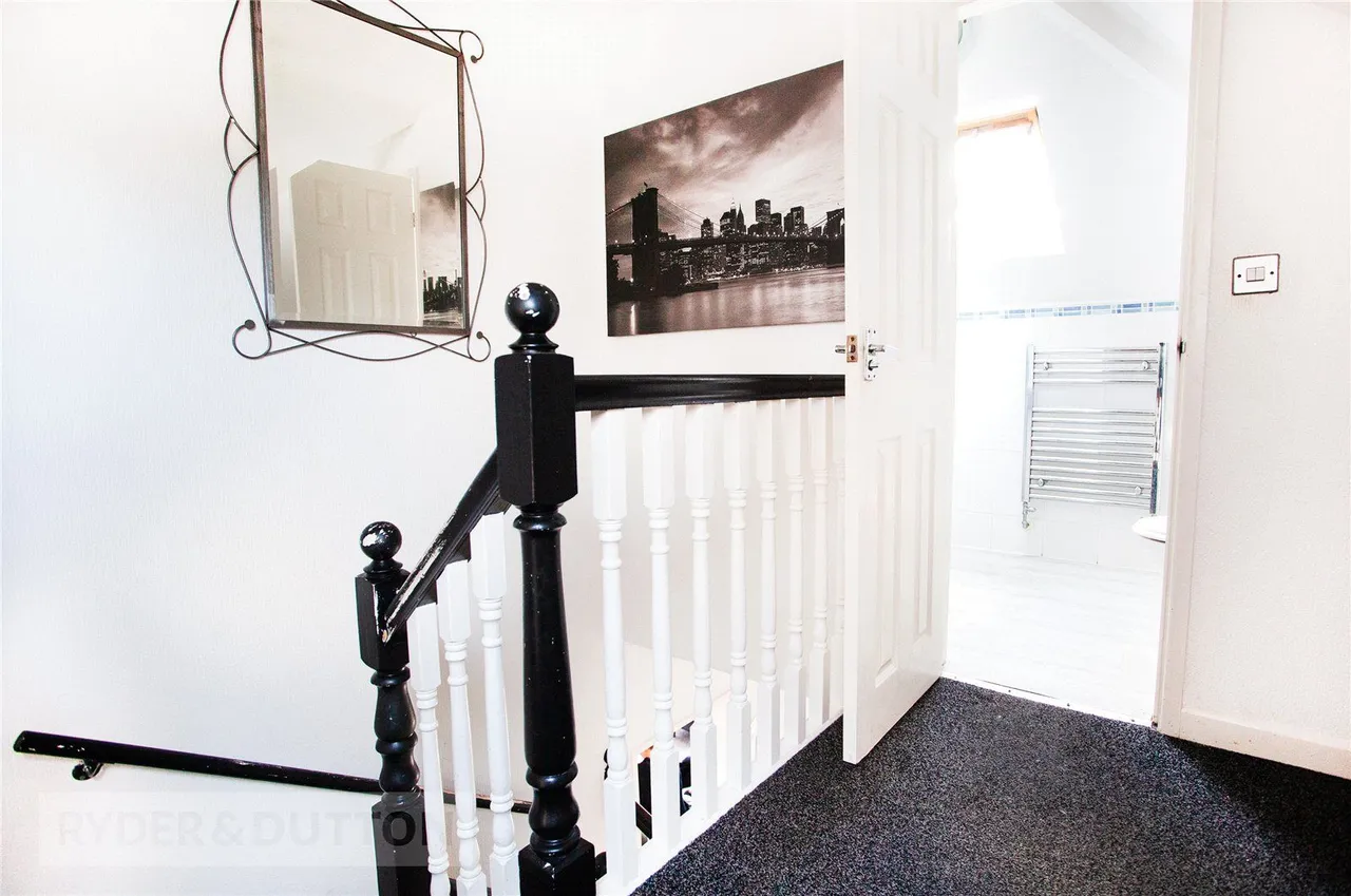 Meadow Road, Woodside, M24, photo 27