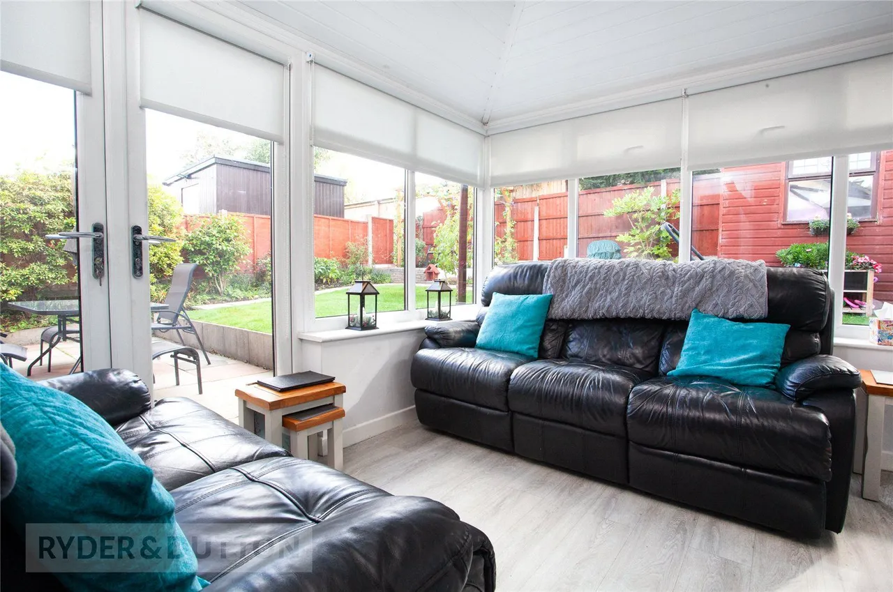 Meadow Road, Woodside, M24, photo 14