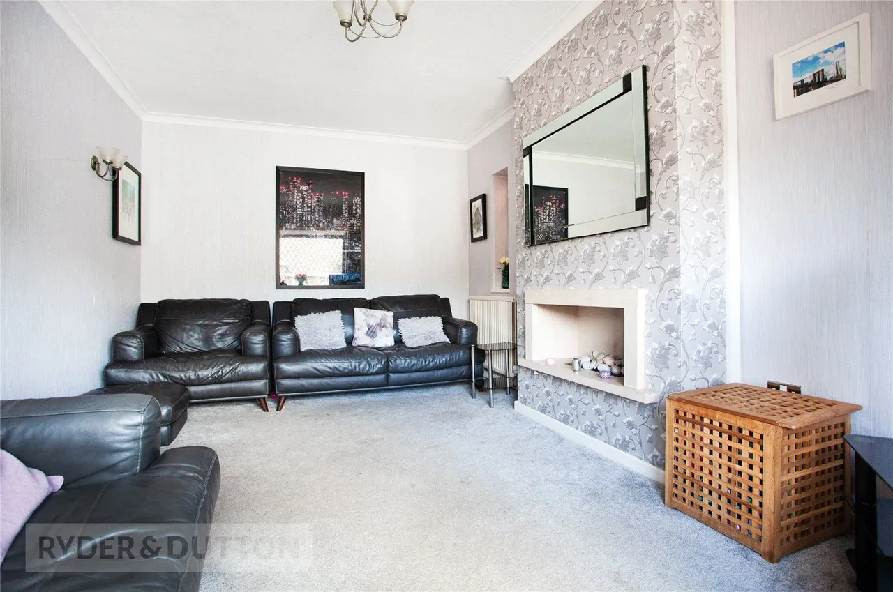 Meadow Road, Woodside, M24, photo 7