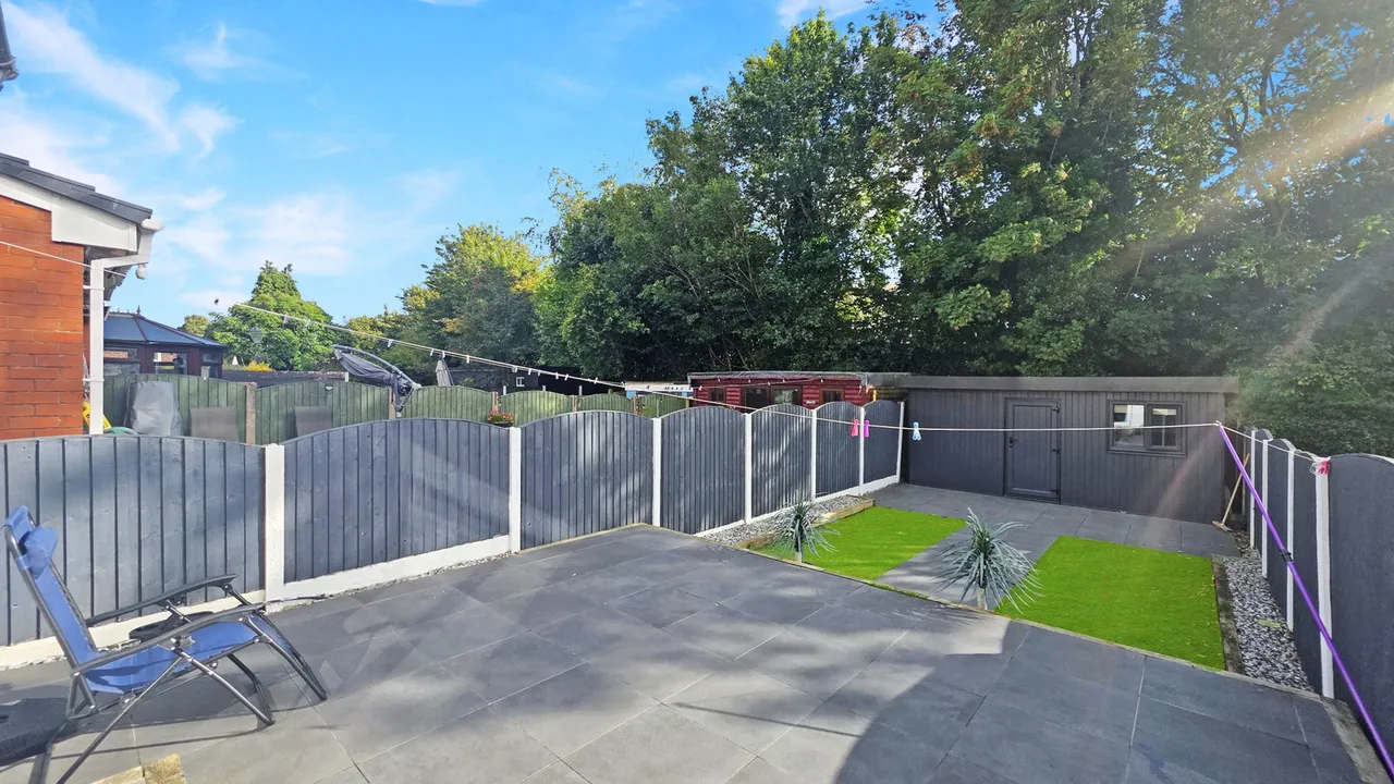 Coverdale Road, Westhoughton, BL5, photo 2