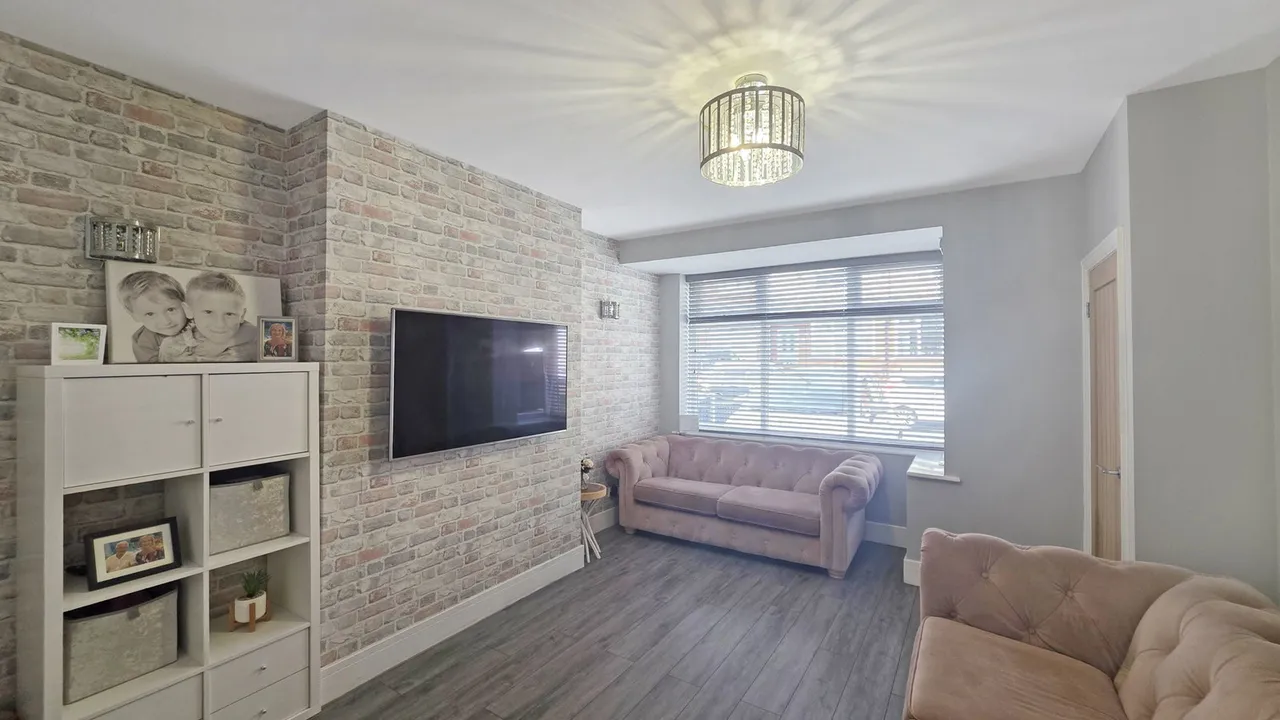 Coverdale Road, Westhoughton, BL5, photo 13