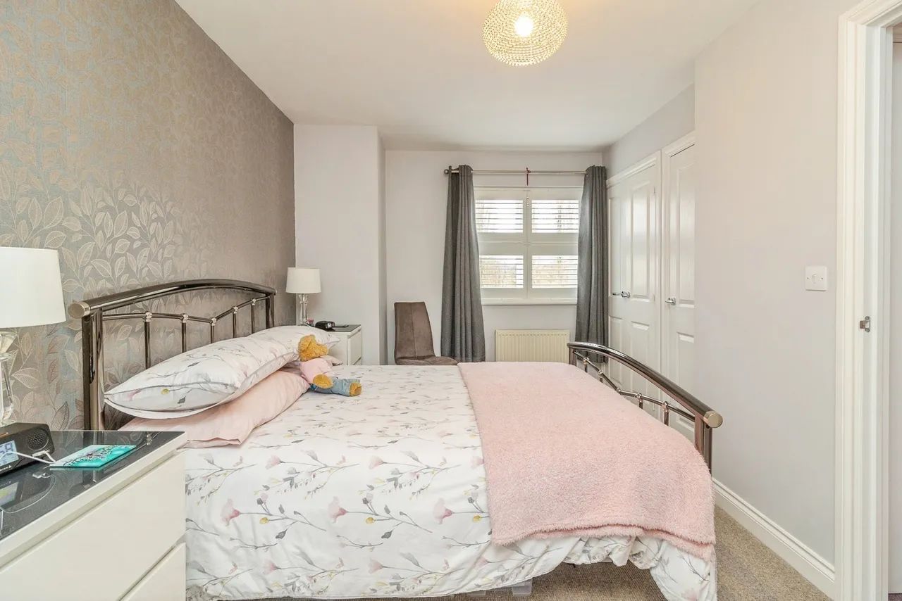 Rays Close, Bletchley, Milton Keynes, Buckinghamshire, MK2, photo 9