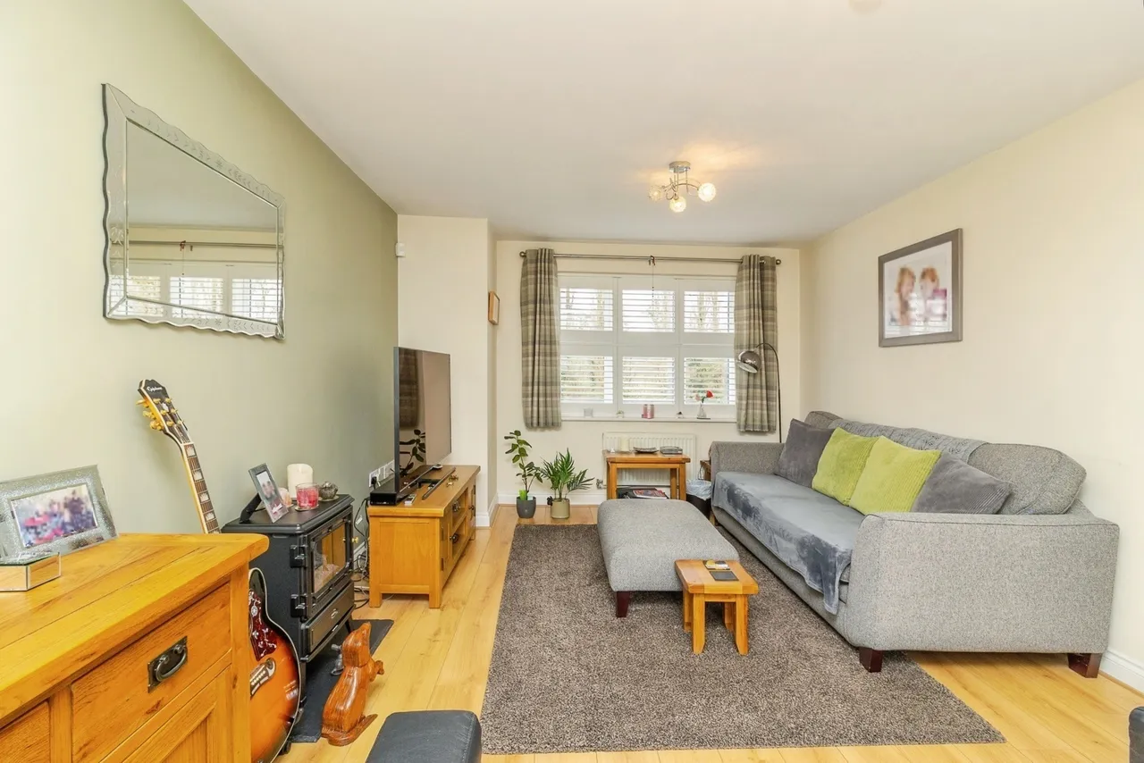 3 bed house for sale — Rays Close, Bletchley, Milton Keynes, Buckinghamshire, MK2