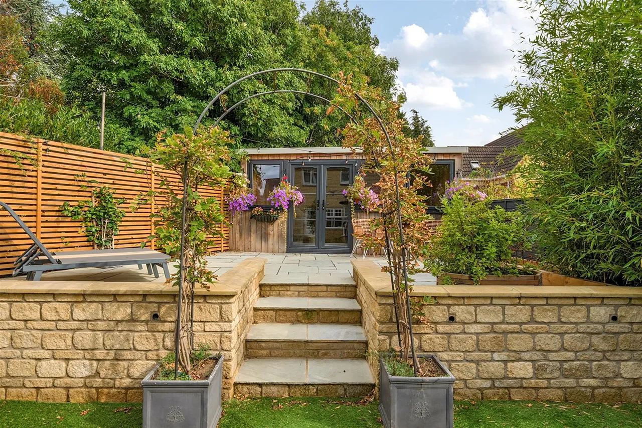 Woodpecker Mews, Chippenham, SN14, photo 12
