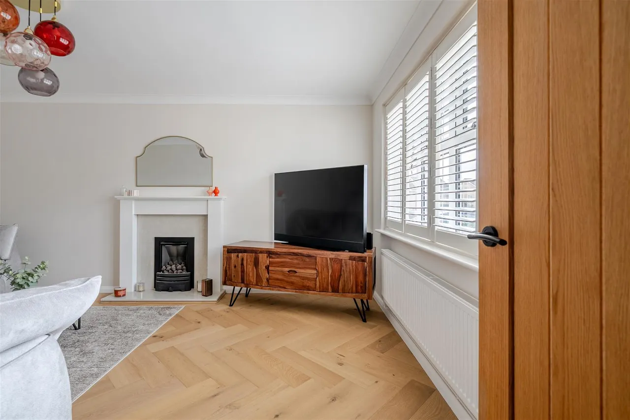 Woodpecker Mews, Chippenham, SN14, photo 8