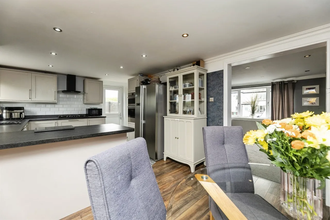 Brierley Road, South Hiendley, Barnsley, photo 5