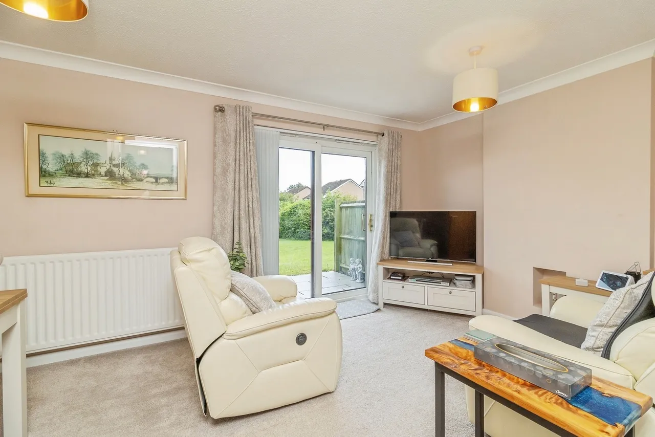 Bryony Place, Conniburrow, Milton Keynes, Buckinghamshire, MK14, photo 5