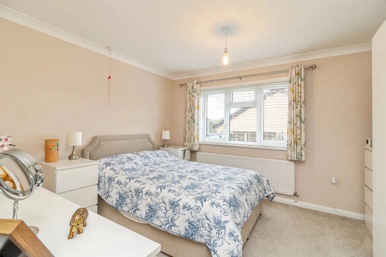 Bryony Place, Conniburrow, Milton Keynes, Buckinghamshire, MK14, photo 14