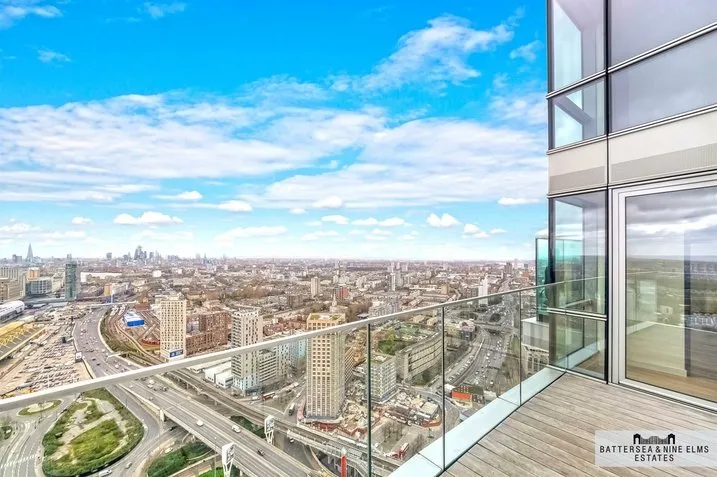 Charrington Tower, New Providence Wharf, E14, photo 13