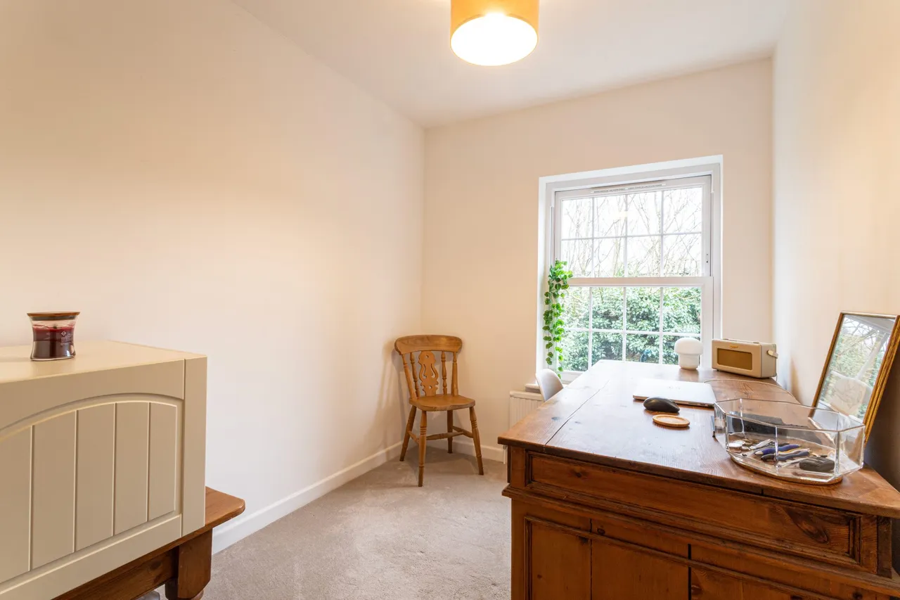 Oaklands, Hartley Wintney, Hook, RG27 8TX, photo 8