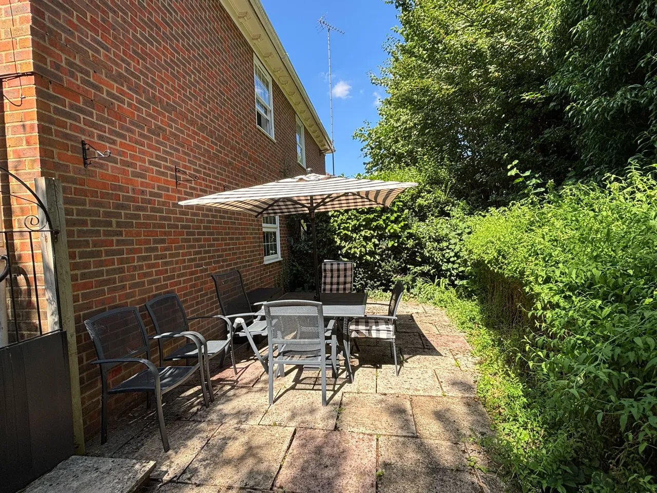Oaklands, Hartley Wintney, Hook, RG27 8TX, photo 10