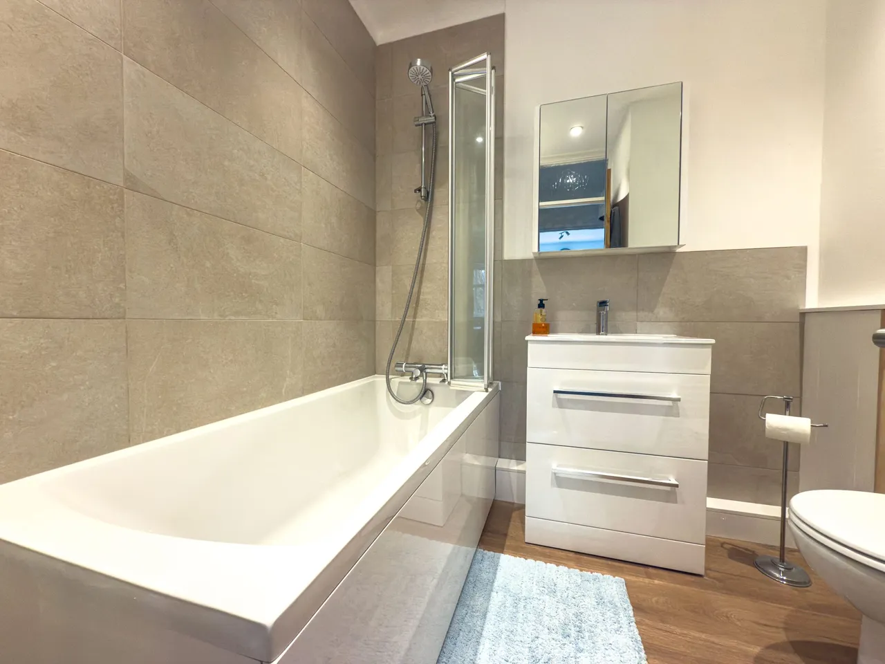 Oaklands, Hartley Wintney, Hook, RG27 8TX, photo 9