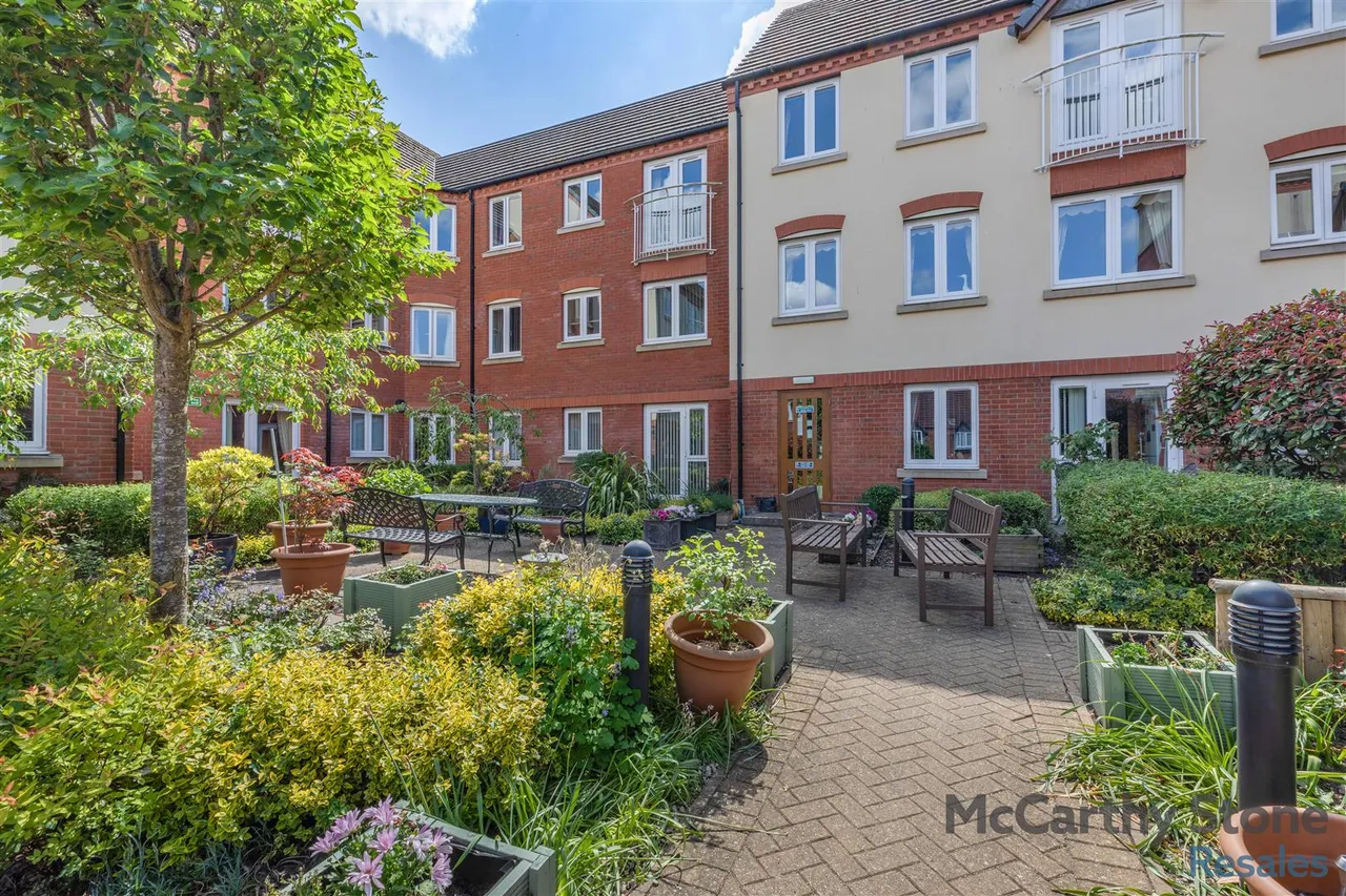 Stafford Street, Newport, TF10, photo 3