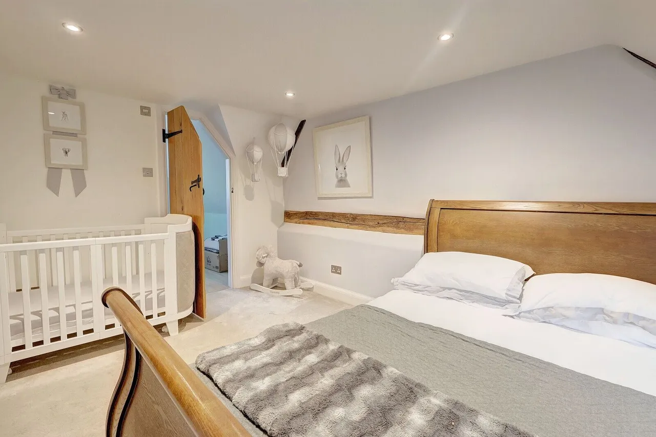 Amersham Road, High Wycombe, HP13, photo 14