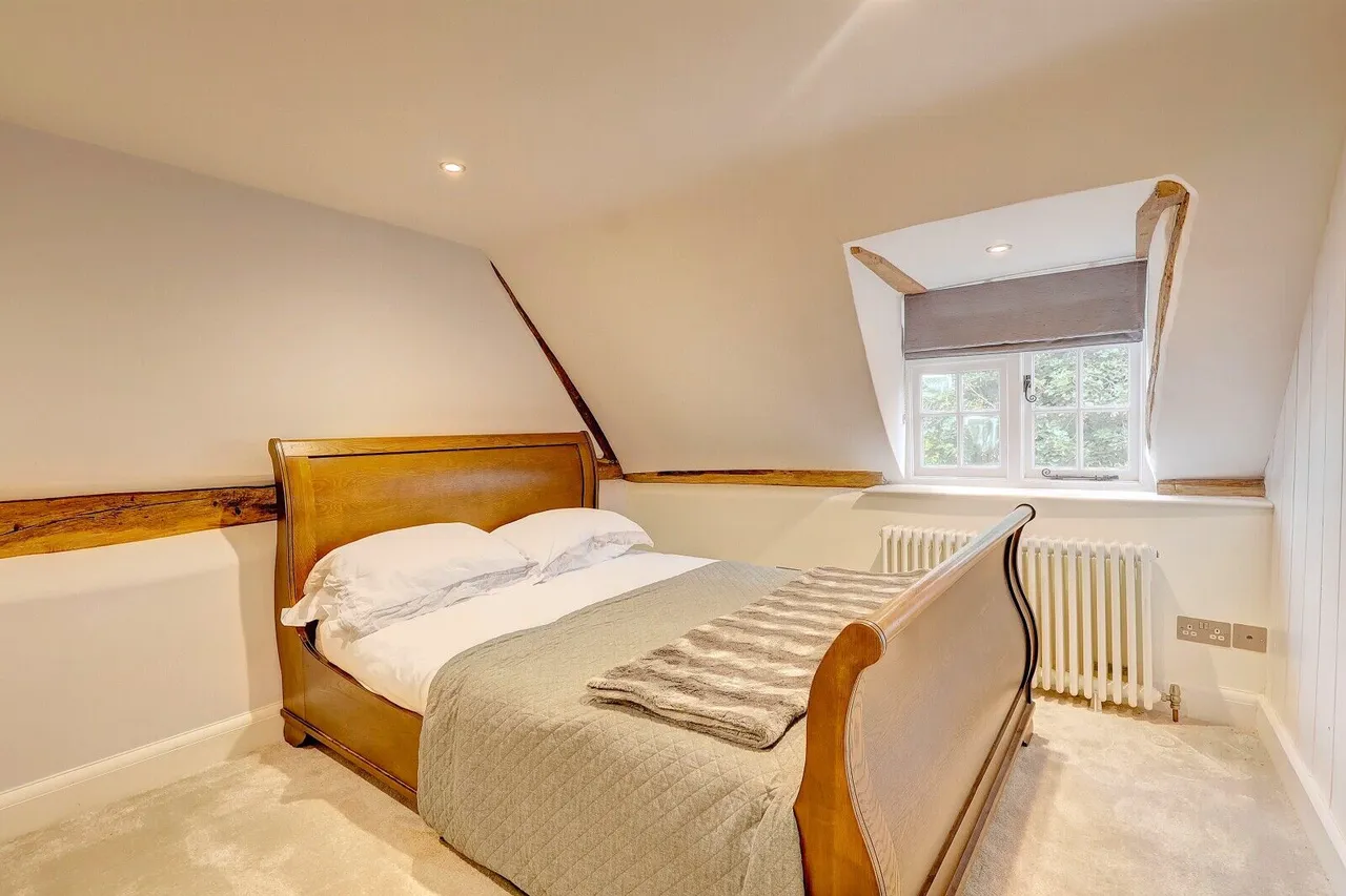Amersham Road, High Wycombe, HP13, photo 9