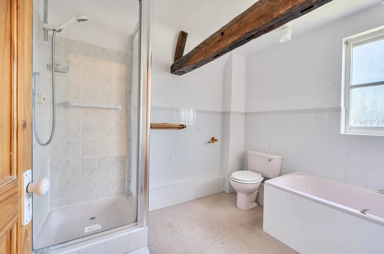 East Street, Hunton, ME15, photo 11