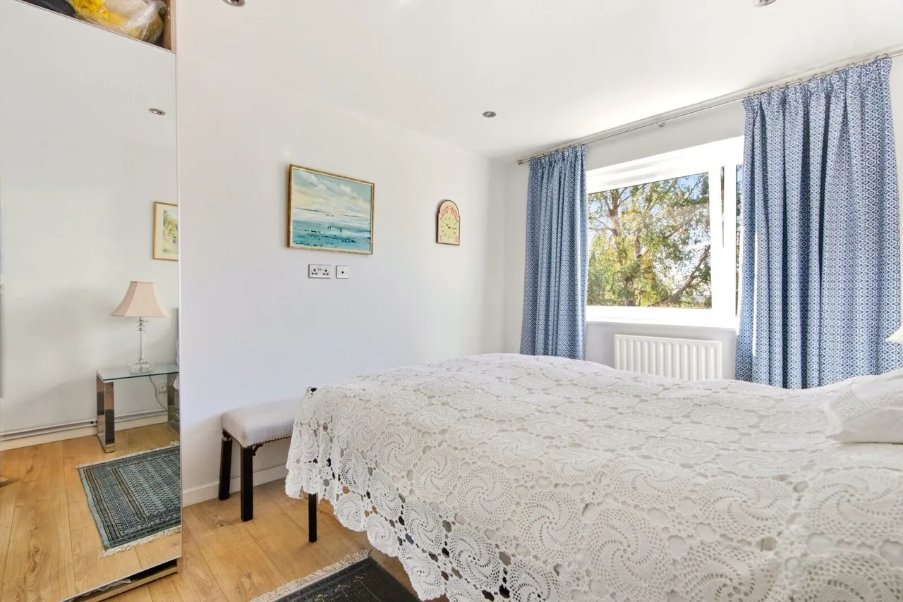 Beech Crescent, Wheathampstead, AL4, photo 6