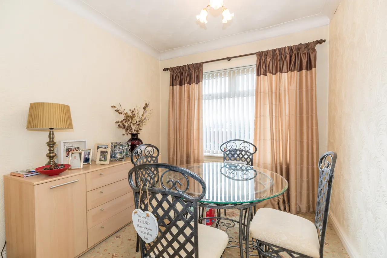 Marus Avenue, Marus Bridge, WN3, photo 6