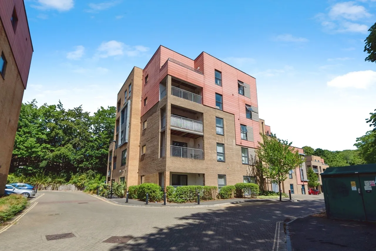 2 bed flat for sale, Mansfield Park Street, Southampton, SO18