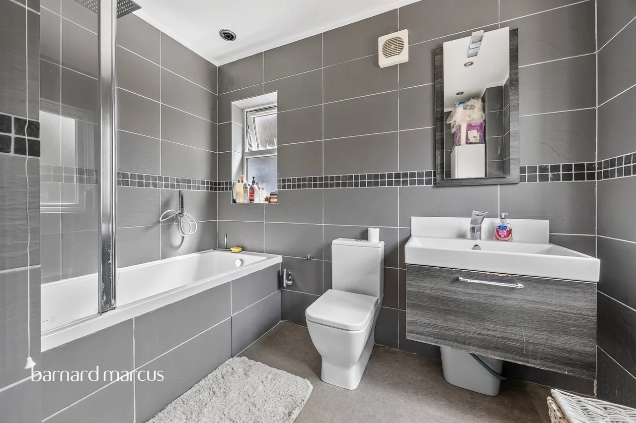 Upper Selsdon Road, South Croydon, CR2, photo 12