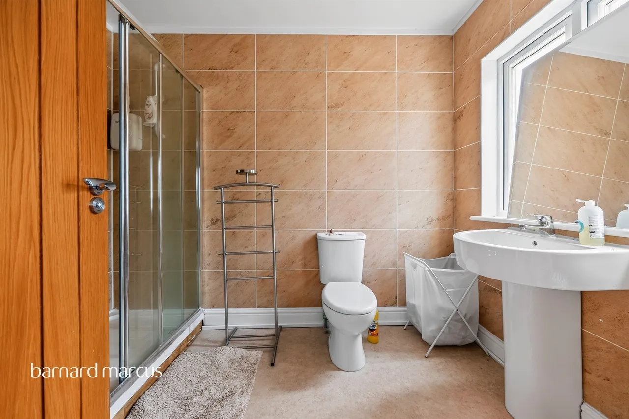 Upper Selsdon Road, South Croydon, CR2, photo 15