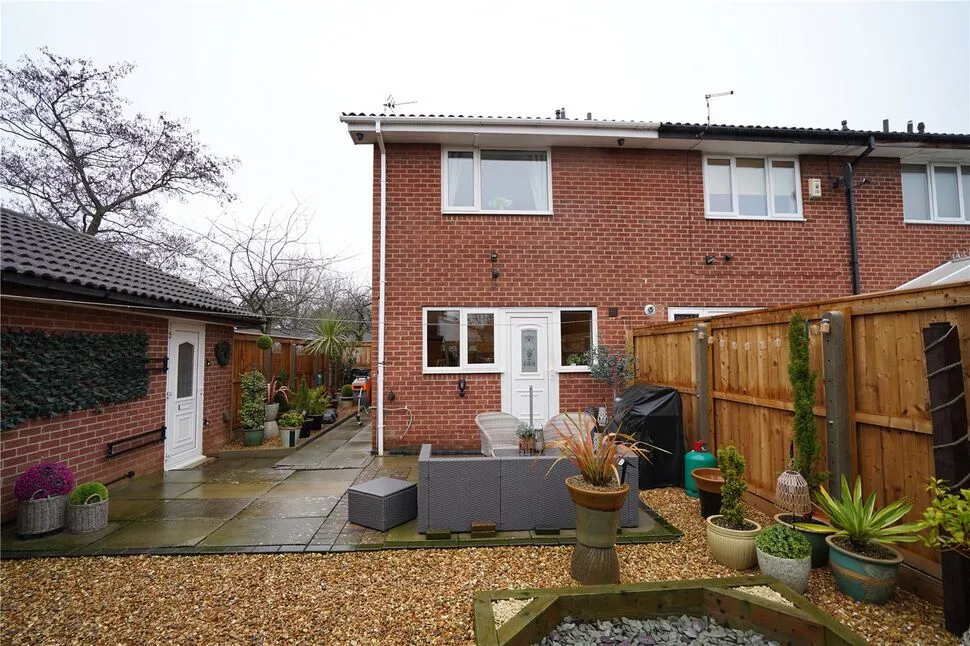 2 bed house for sale, Sunningdale Green, Darlington, DL1