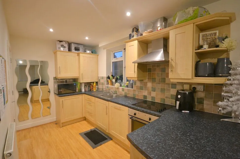 Towcester Road, Northampton, NN4, photo 3