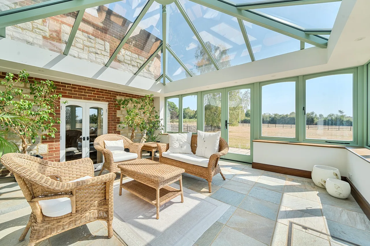Frith End, Nr Farnham, GU35, photo 10