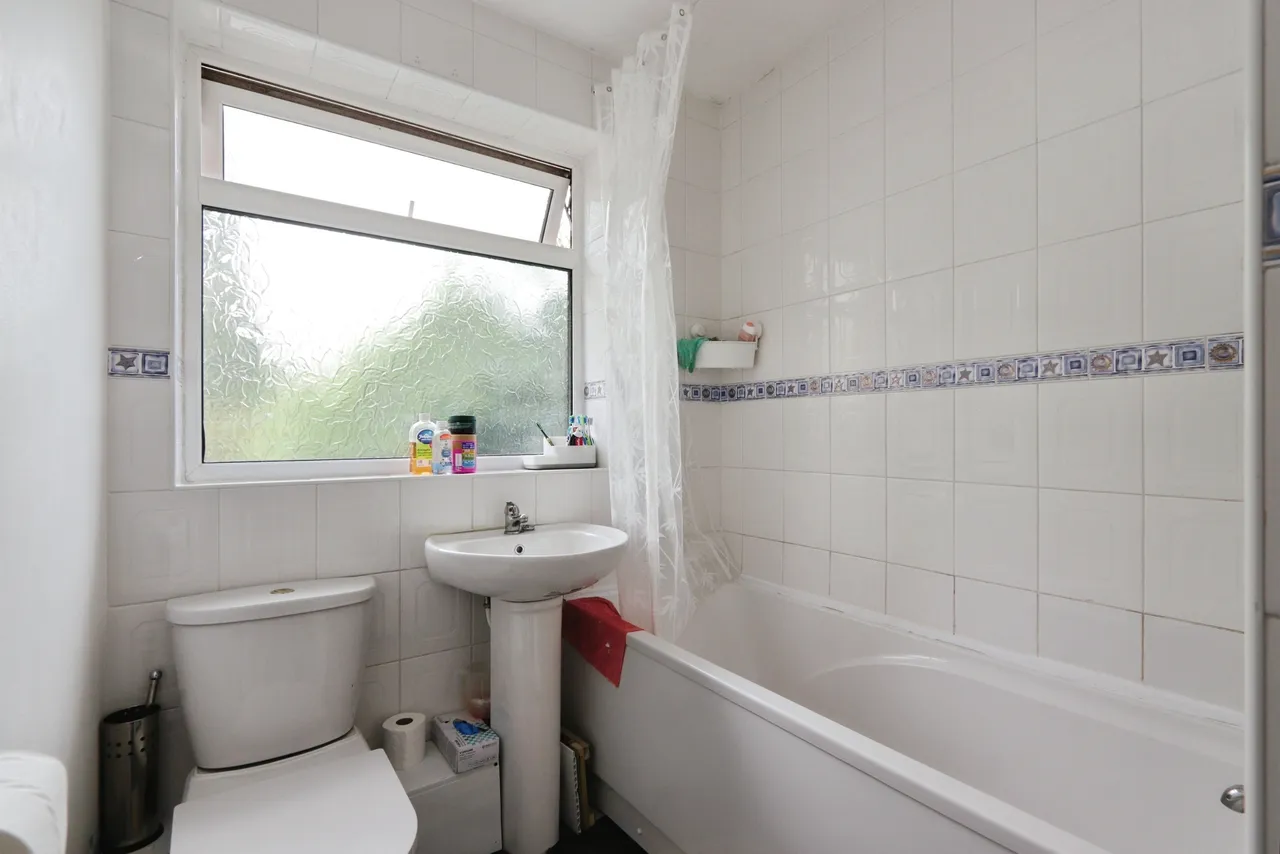 Dycott Road, Rotherham, S61, photo 8