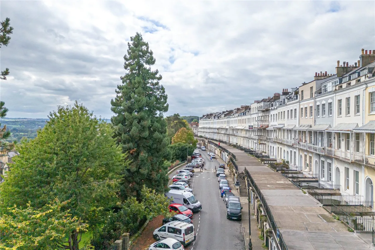 Royal York Crescent, Clifton, BS8, photo 12