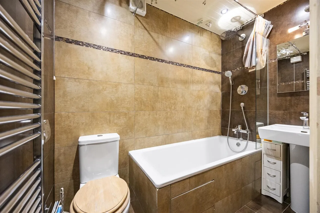 Fairhazel Gardens, London NW6 3QJ, photo 5