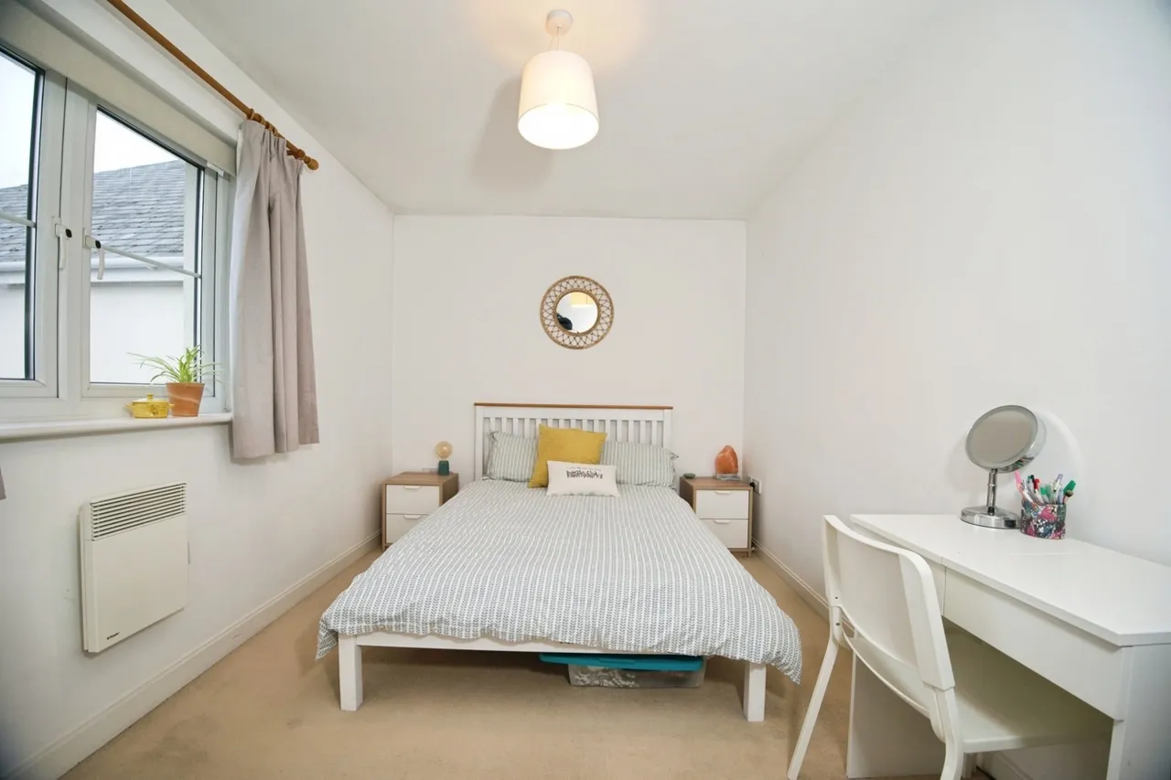 Jim Driscoll Way, Cardiff, CF11, photo 8
